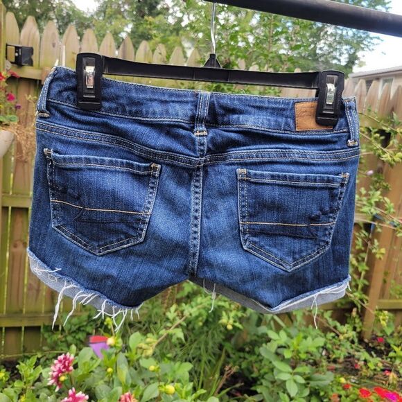 American Eagle Jean Shorts - Picture 3 of 9